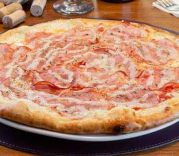 PIZZA VESUVIO